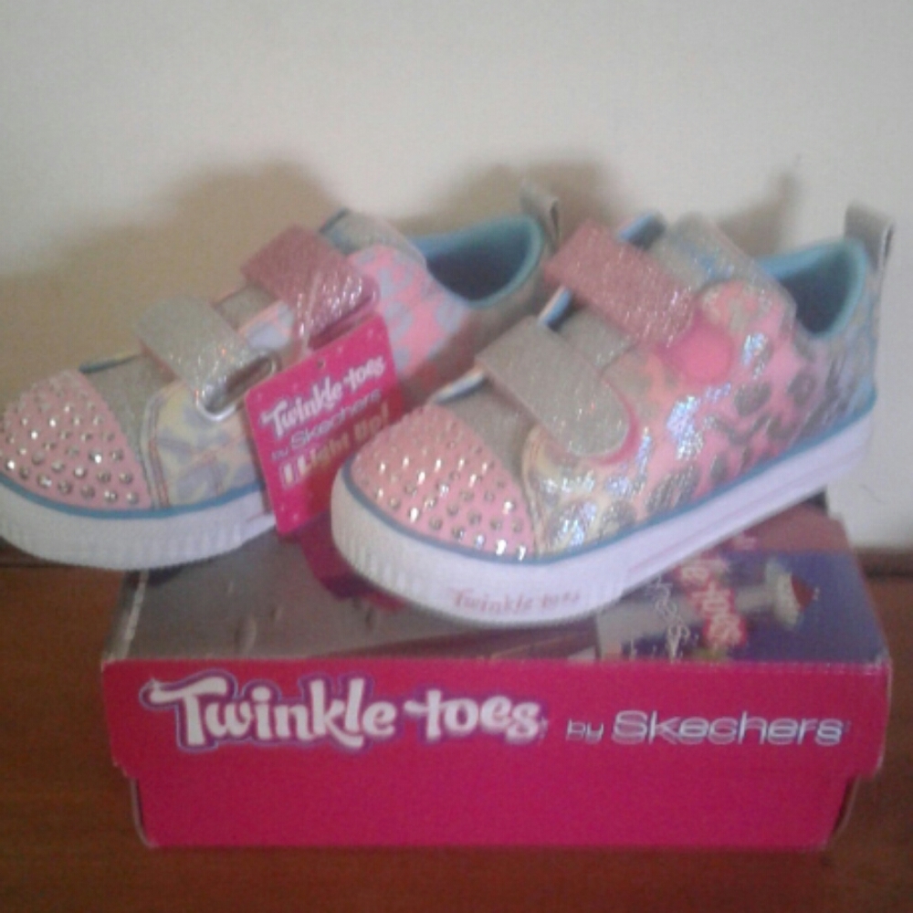 Twinkle Toe S Lites Leapord Cutie By Skechers